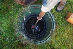 Cleaning,And,Unblocking,Septic,System.,View,From,Above.